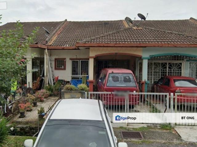 House for sale in Seri Kembangan, Majlis Bandaraya Subang Jaya