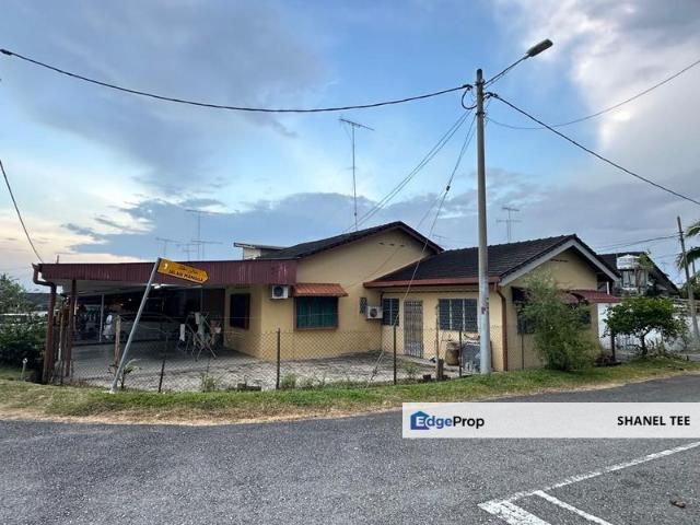 House for sale in Kluang