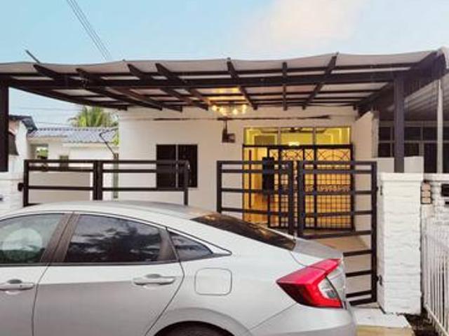Terraced House for sale in Lunas, Kulim