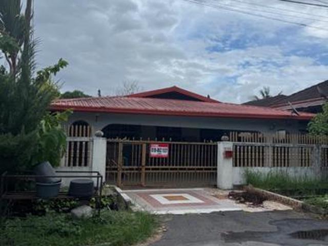 Residential House for sale in Putatan, Sabah