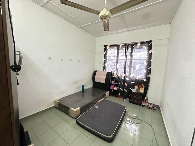 Flat for sale in Wellesley, Penang