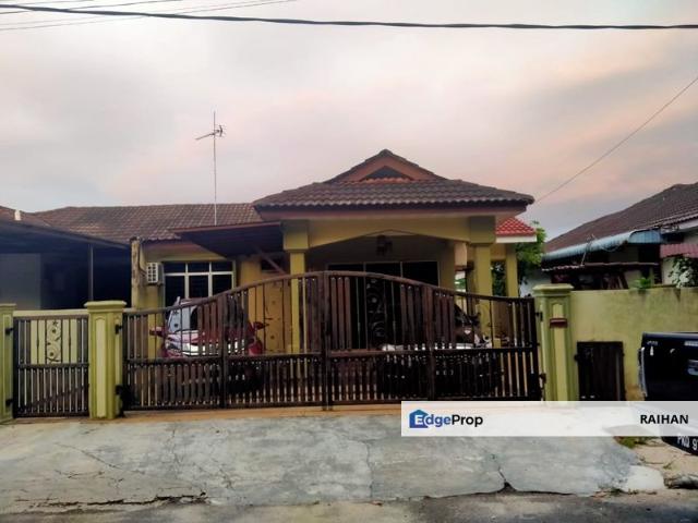 House for sale in Wellesley, Penang