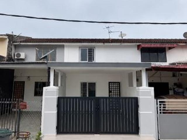 House for sale in Taman Intan Tangkak, Tangkak