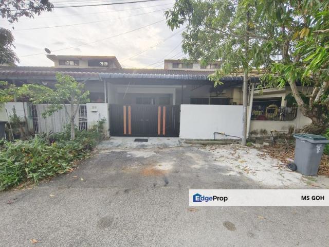 House for sale in Parit Raja, Batu Pahat