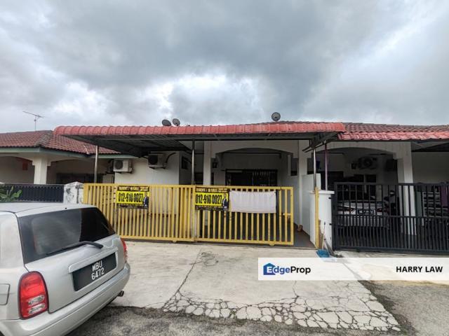 House for sale in Malaka