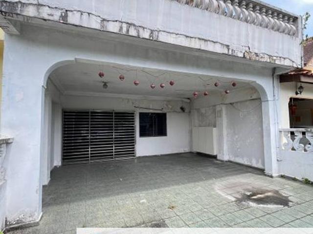 House for sale in Ulu Tiram, Johor