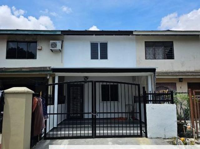 House for sale in Ulu Tiram, Johor