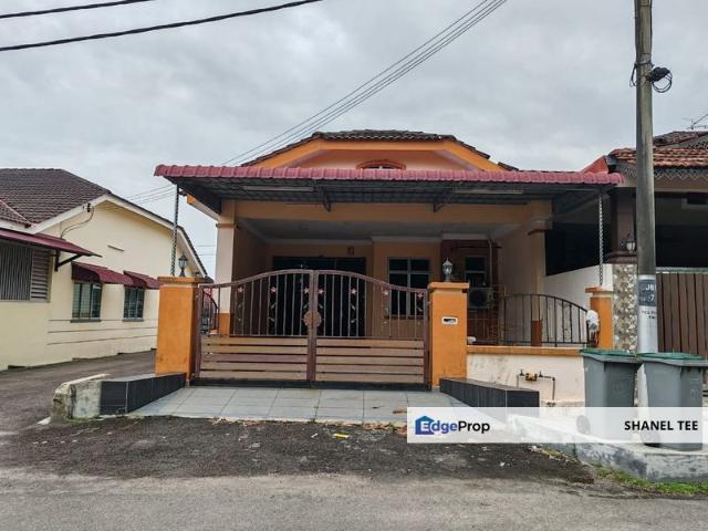 House for sale in Kluang, Johor