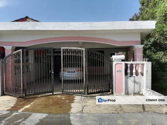 House for sale in Sendayan Village, Negeri Sembilan