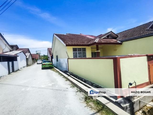 House for sale in Kuala Selangor, Selangor
