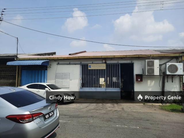 Warehouse for sale in Malaka