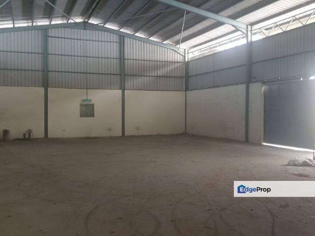 Warehouse for rent in Malaka