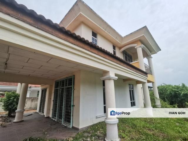 House for sale in Malaka