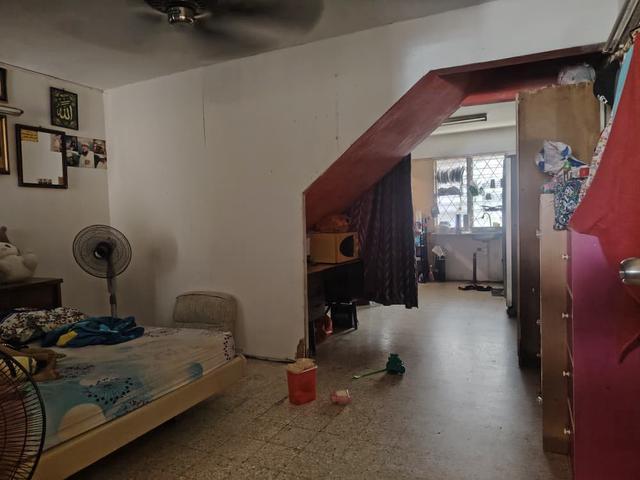 Terraced House for sale in Malaka