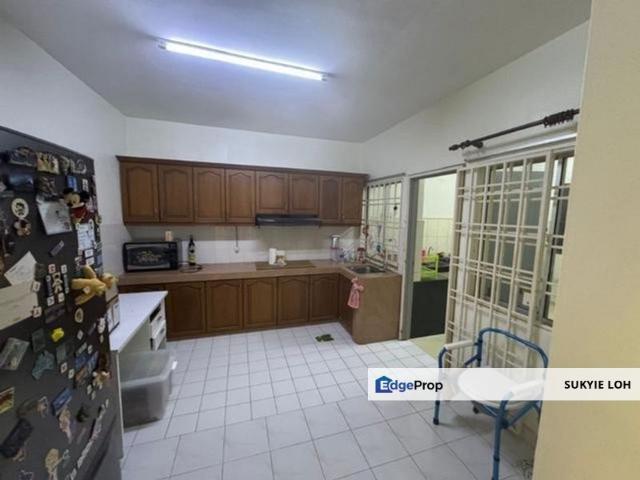 House for sale in Country Heights Damansara, Kuala Lumpur