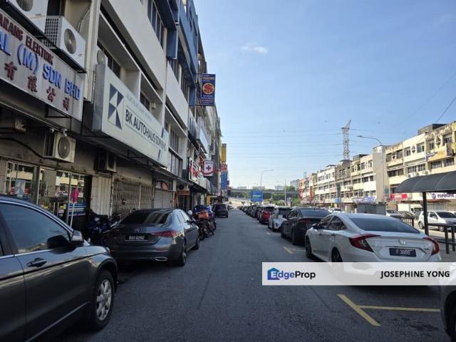 House for rent in Country Heights Damansara, Kuala Lumpur