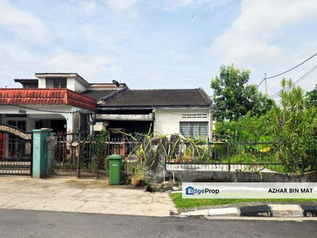 House for sale in Country Heights Damansara, Kuala Lumpur