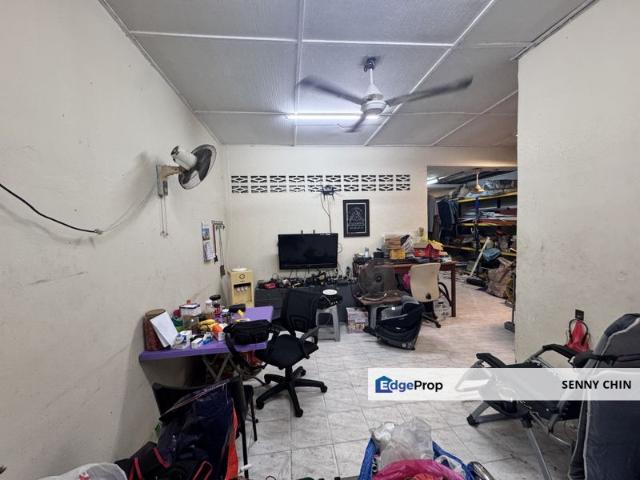 House for sale in Country Heights Damansara, Kuala Lumpur