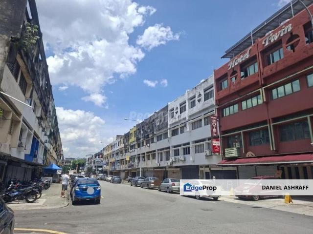 Shop for sale in Maluri, Kuala Lumpur