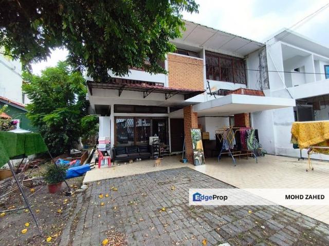 House for sale in Country Heights Damansara, Kuala Lumpur