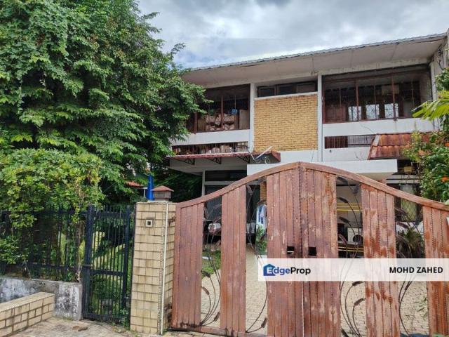 House for sale in Country Heights Damansara, Kuala Lumpur