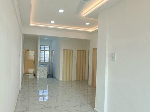 Flat for sale in Ulu Tiram, Johor