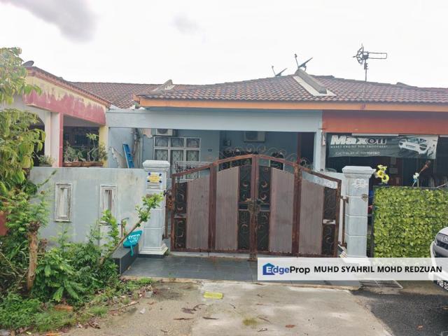 House for sale in Sendayan Village, Negeri Sembilan