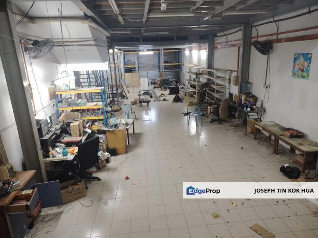 Warehouse for sale in Kajang, Langat