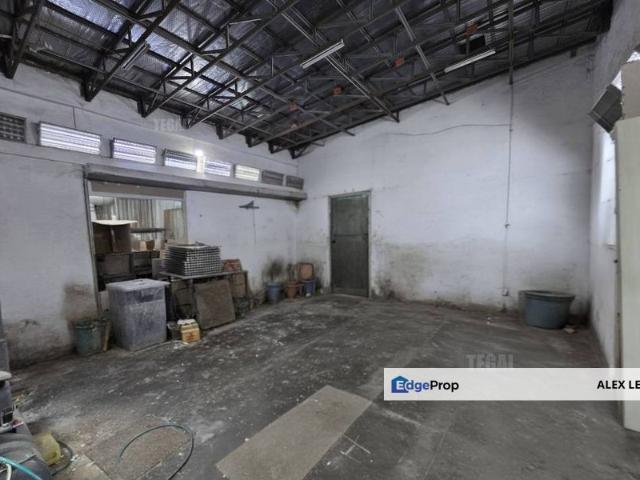 Warehouse for sale in Tanjong Sepat, Selangor