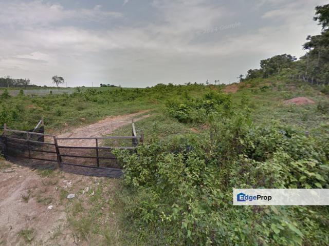 House for sale in Malaka