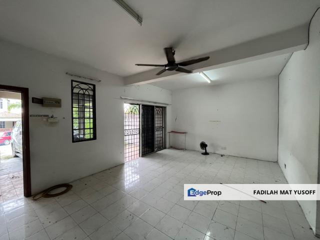 House for sale in Tanjong Sepat, Selangor