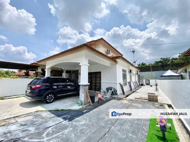 House for sale in Tanjong Sepat, Selangor