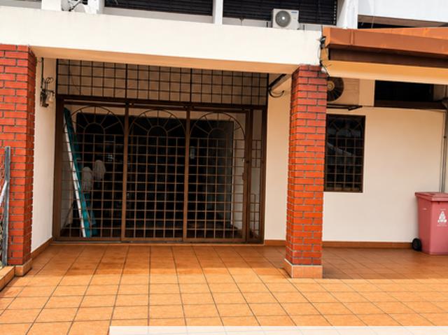 House for sale in Petaling, Damansara Damai