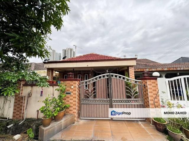House for sale in Petaling, Damansara Damai