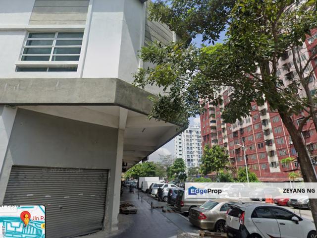 Shop for rent in Petaling, Damansara Damai