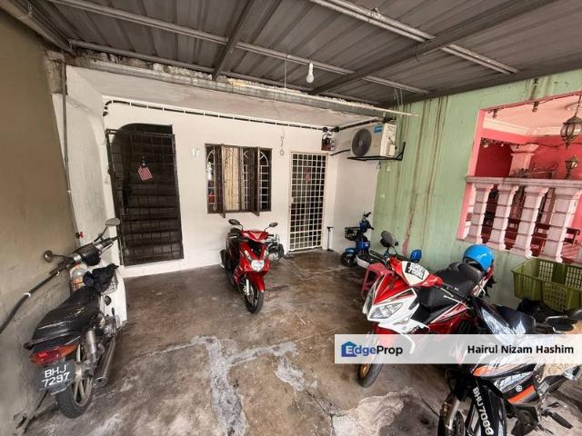 House for sale in Petaling, Damansara Damai