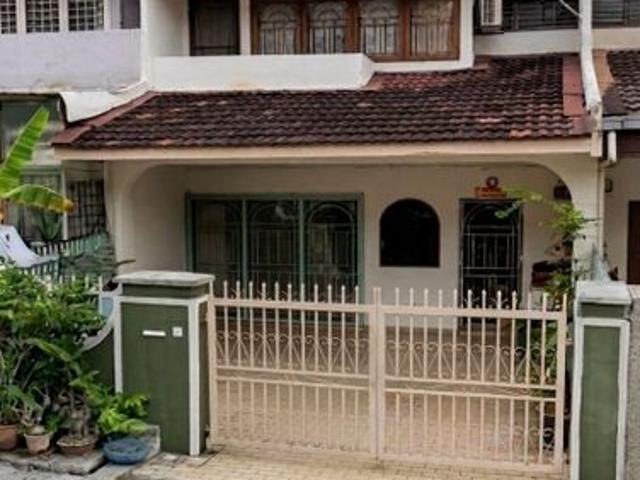 House for sale in Langat, Selangor