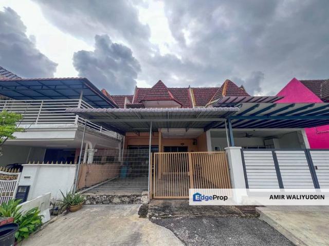 House for sale in Langat, Selangor