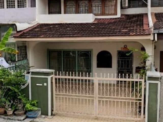 House for sale in Langat, Selangor