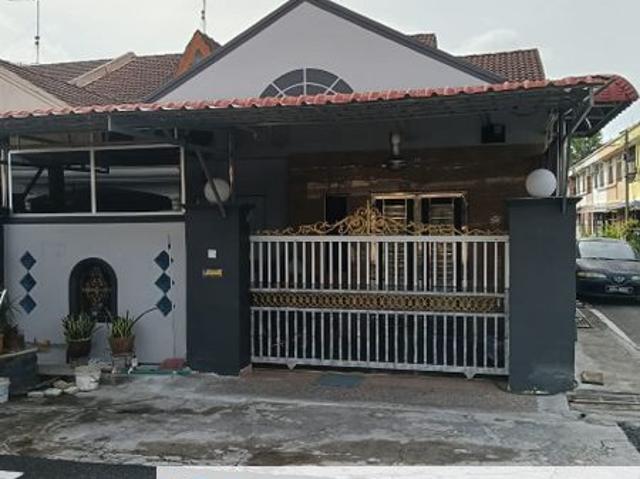 House for sale in Taman Megah, Pontian