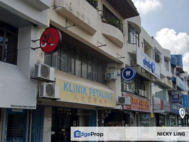 Shop for rent in Petaling Jaya, Petaling