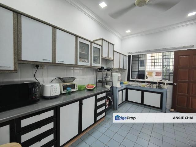 House for sale in Petaling, Damansara Damai