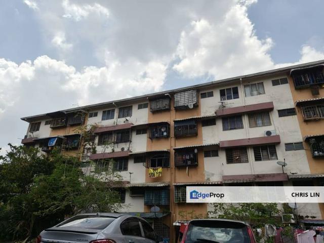 Flat for sale in Kajang, Langat