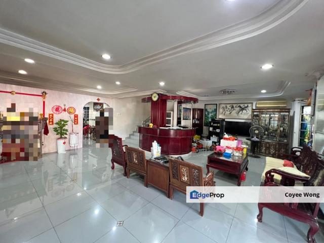 House for sale in Country Heights Damansara, Kuala Lumpur