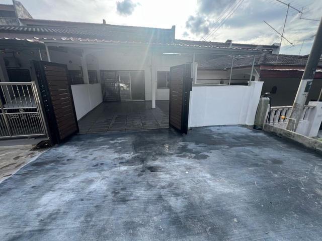 Terraced House for sale in Kluang