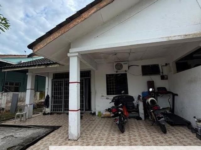 House for sale in Taman Megah Ria, Masai