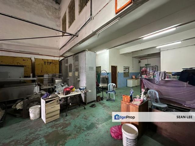 Shop for rent in Bukit Ledang, Johor