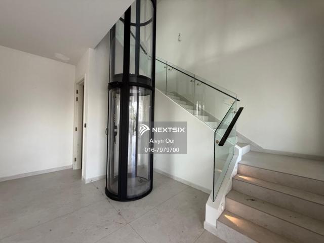 Residential House for sale in Johore Bahru, Johor