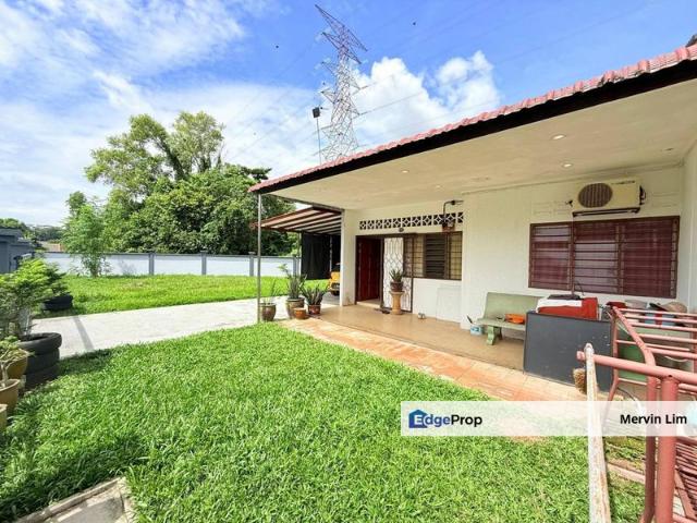 House for sale in Sendayan Village, Negeri Sembilan