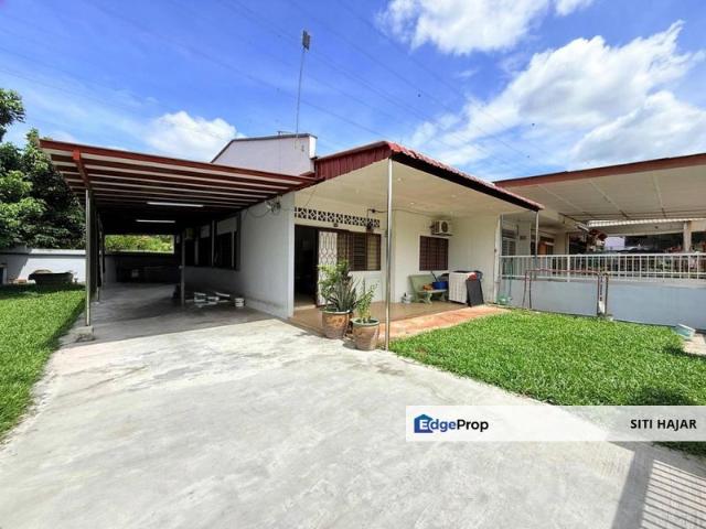 House for sale in Sendayan Village, Negeri Sembilan